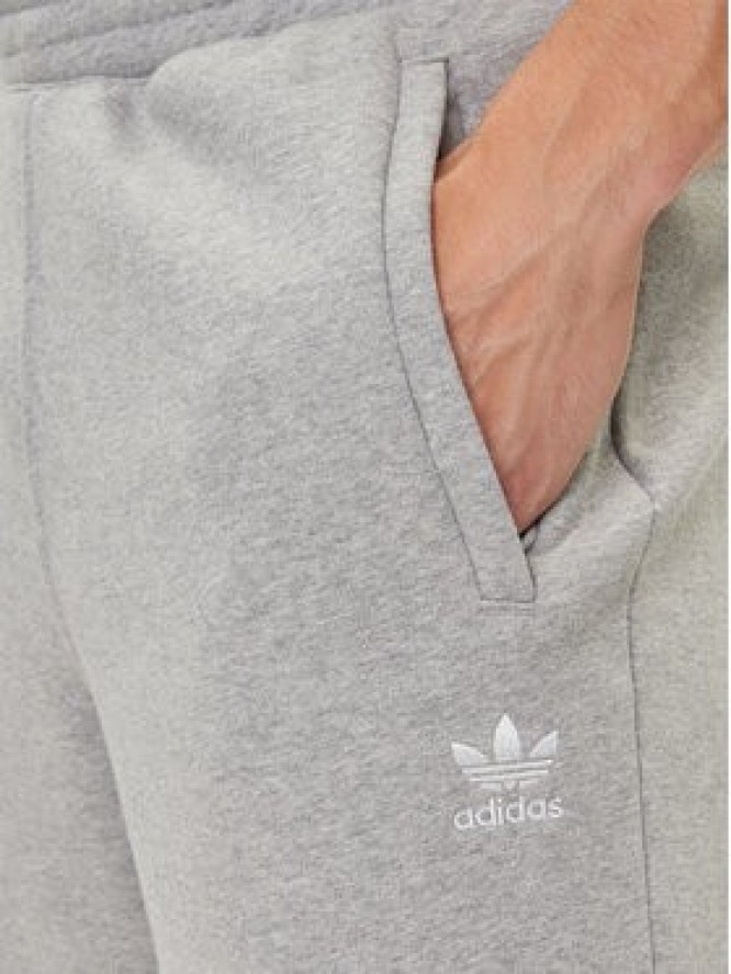 adidas Szorty sportowe Trefoil Essentials JY6266 Szary Regular Fit
