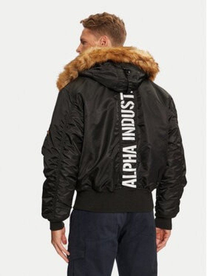 Alpha Industries Kurtka zimowa 113145 Czarny Regular Fit