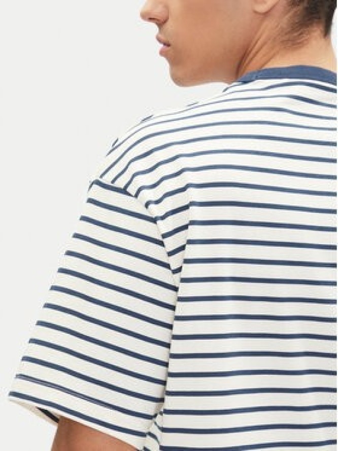 Mustang T-Shirt Allentown 1016286 Biały Oversize