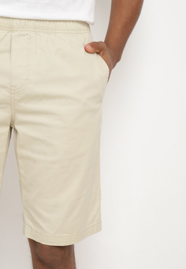 Ciemnobeżowe Klasyczne Szorty z Gumką w Pasie Ściągane Troczkiem od Środka Piofina