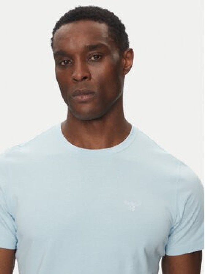 Barbour T-Shirt Essential Sports MTS0331BU17 Błękitny Tailored Fit