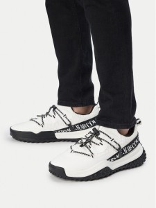 Versace Jeans Couture Sneakersy 79YA3SN2 ZSD01 Biały