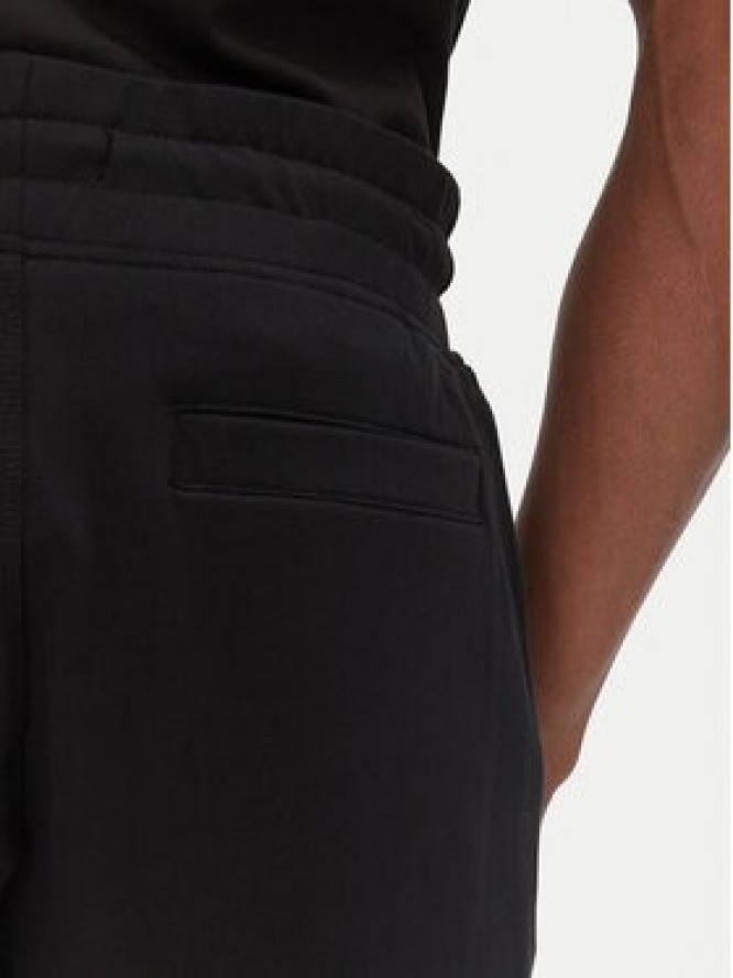 Aeronautica Militare Szorty sportowe 251BF017F459 Czarny Regular Fit