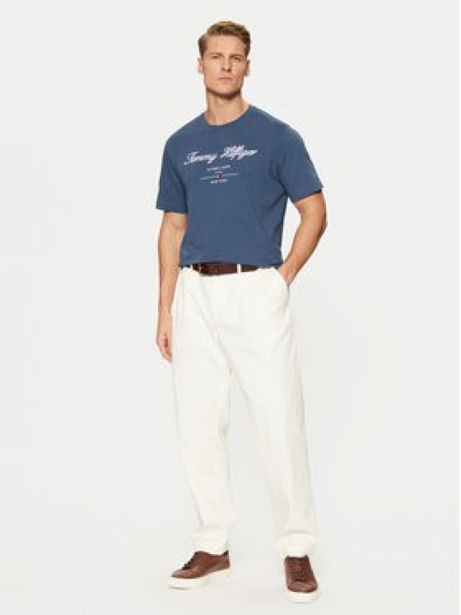 Tommy Hilfiger T-Shirt Script Logo Tee MW0MW33691 Niebieski Regular Fit