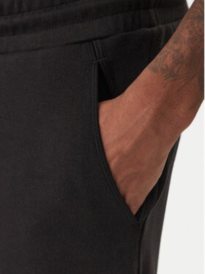 EA7 Emporio Armani Szorty sportowe 7M001365 AF22262 UC001 Czarny Regular Fit