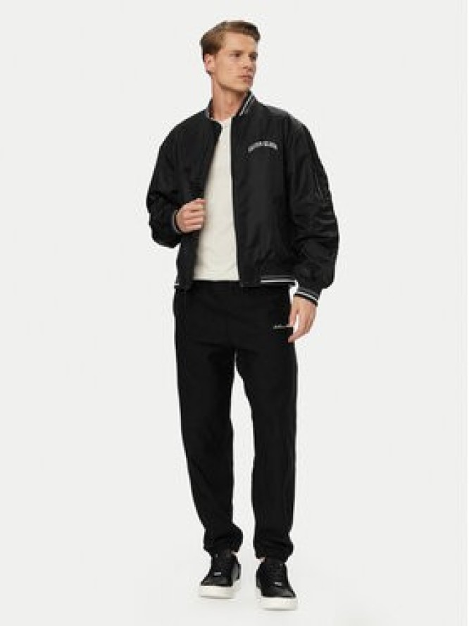 Calvin Klein Jeans Kurtka bomber LV04RF510G Czarny Regular Fit