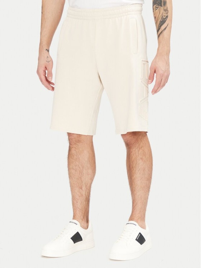 EA7 Emporio Armani Szorty sportowe 7M000153 AF10432 U1079 Écru Regular Fit