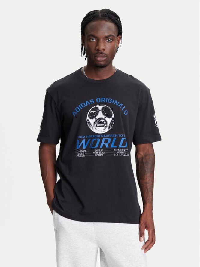 adidas T-Shirt 90s Football Graphic JX3064 Czarny Regular Fit