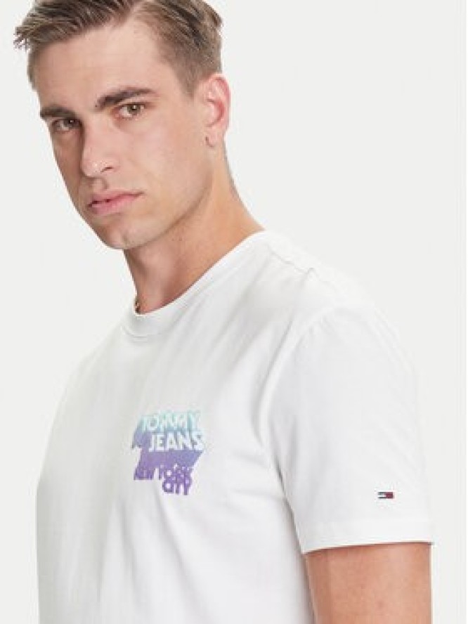 Tommy Jeans T-Shirt Stack Backprint DM0DM21589 Biały Regular Fit