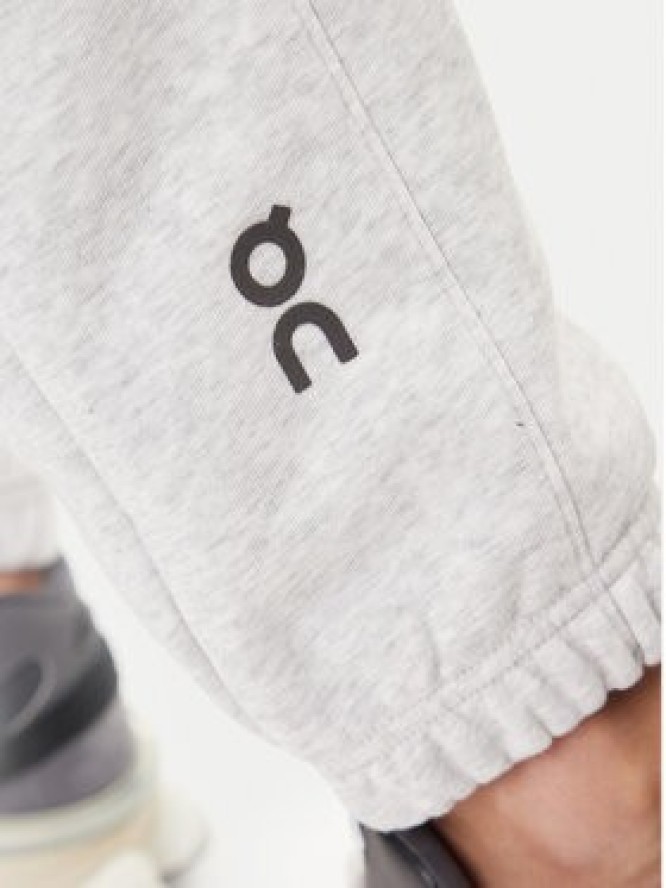 On Spodnie dresowe Club Pants 1ME1004 Szary Relaxed Fit