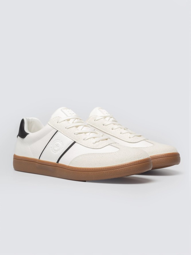 sneakersy męskie z czarnymi akcentami białe tt174128 101