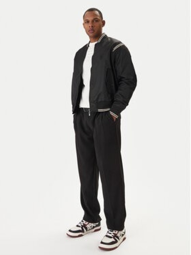 Armani Exchange Kurtka bomber XM002017 AF19828 UC001 Czarny Regular Fit