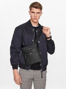 Tommy Hilfiger Saszetka Essential Pu Crossover AM0AM09506 Czarny
