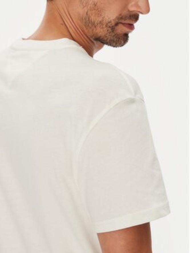 Tommy Jeans T-Shirt Dna Flag DM0DM21941 Biały Regular Fit