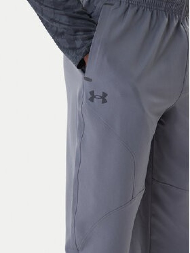 Under Armour Spodnie dresowe Unstoppable 6003861 Szary Loose Fit