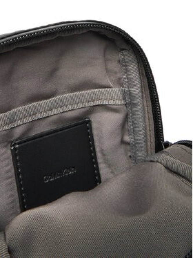 Calvin Klein Saszetka Puffer Utility Phone Crossbody LV04D1115G Czarny