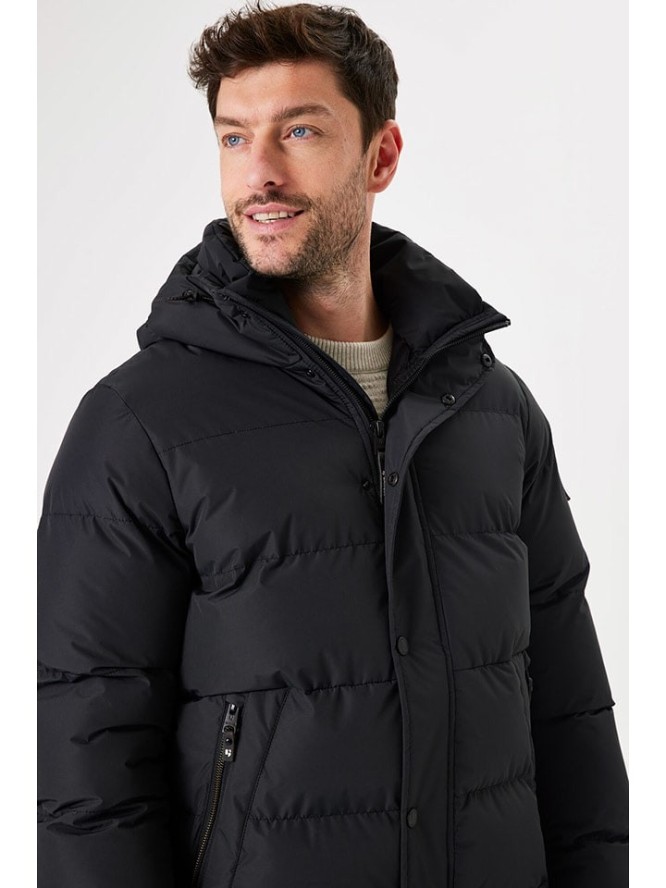 Garcia Kurtka pikowana w kolorze czarnym rozmiar: XL