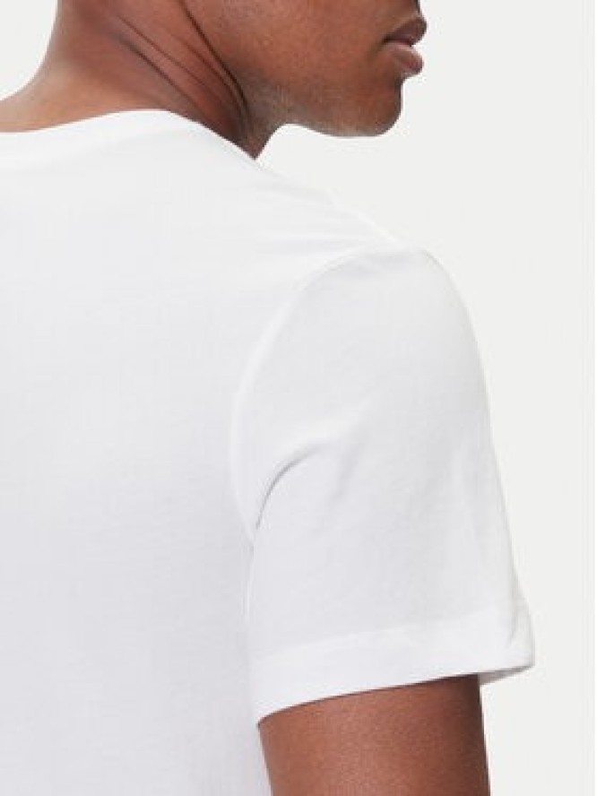 Nike T-Shirt CW5190 102 Biały Regular Fit