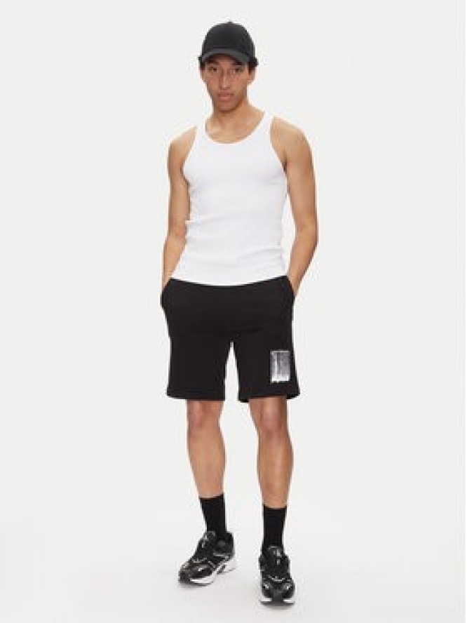 Calvin Klein Jeans Szorty sportowe Brush Stroke J30J327528 Czarny Regular Fit
