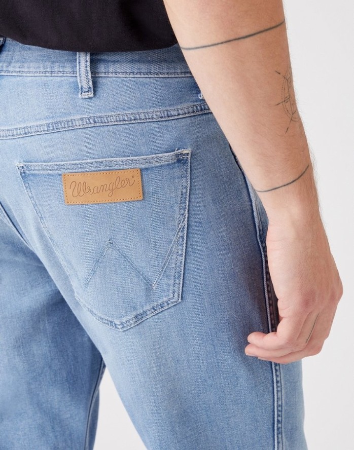 WRANGLER GREENSBORO MĘSKIE SPODNIE JEANSOWE HIGHLITE W15QYJ38T 112145843
