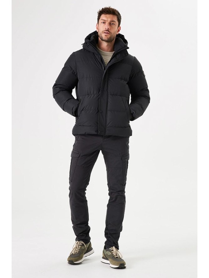 Garcia Kurtka pikowana w kolorze czarnym rozmiar: XL