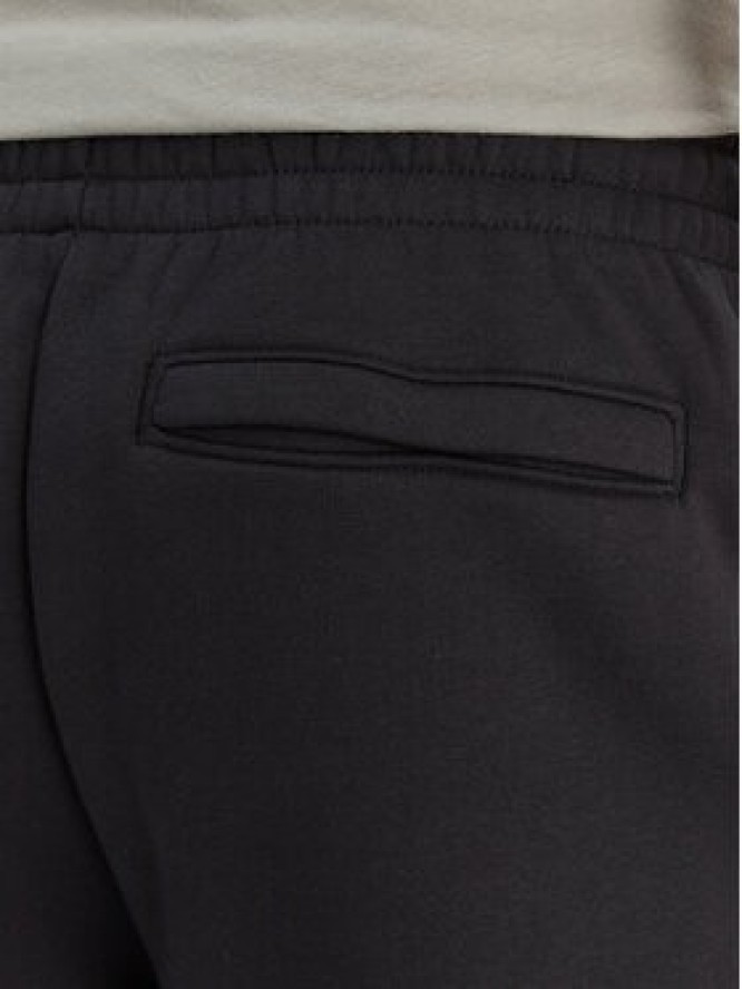 Under Armour Szorty sportowe UA Icon Fleece 1380377 Czarny Regular Fit