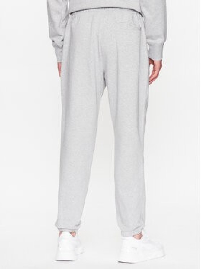 New Balance Spodnie dresowe MP31539 Szary Regular Fit