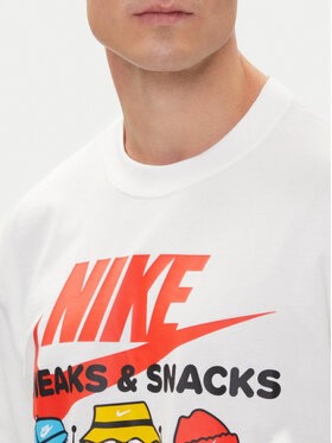 Nike T-Shirt HJ0754 Biały Regular Fit