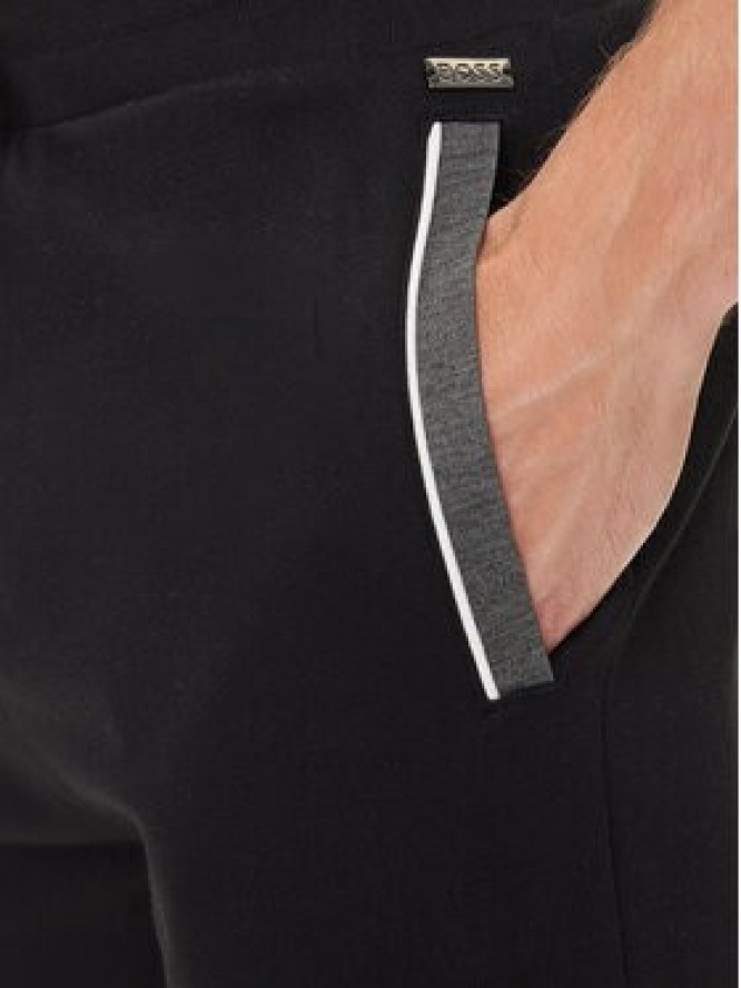 BOSS Szorty sportowe 50545577 Czarny Regular Fit