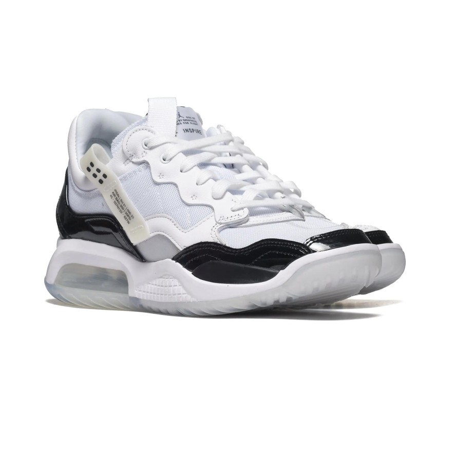 Męskie sneakersy Nike JORDAN MA2 CV8122-105