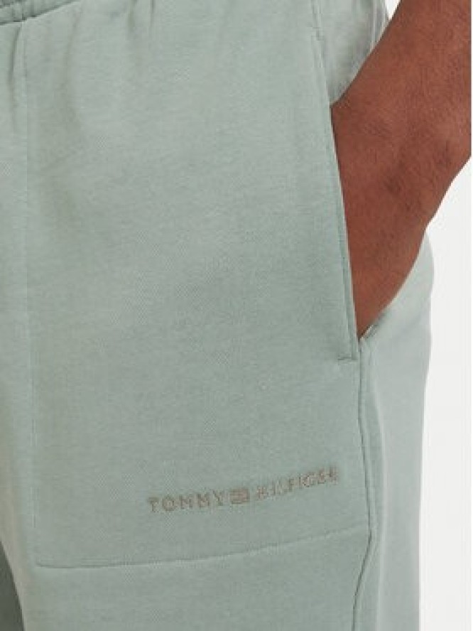 Tommy Hilfiger Szorty sportowe Essential UM0UM03914 Zielony jasny Regular Fit