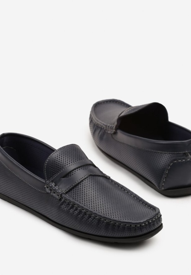 Granatowe Półbuty Mokasyny z Przeszyciem i Perforacją Vevirena