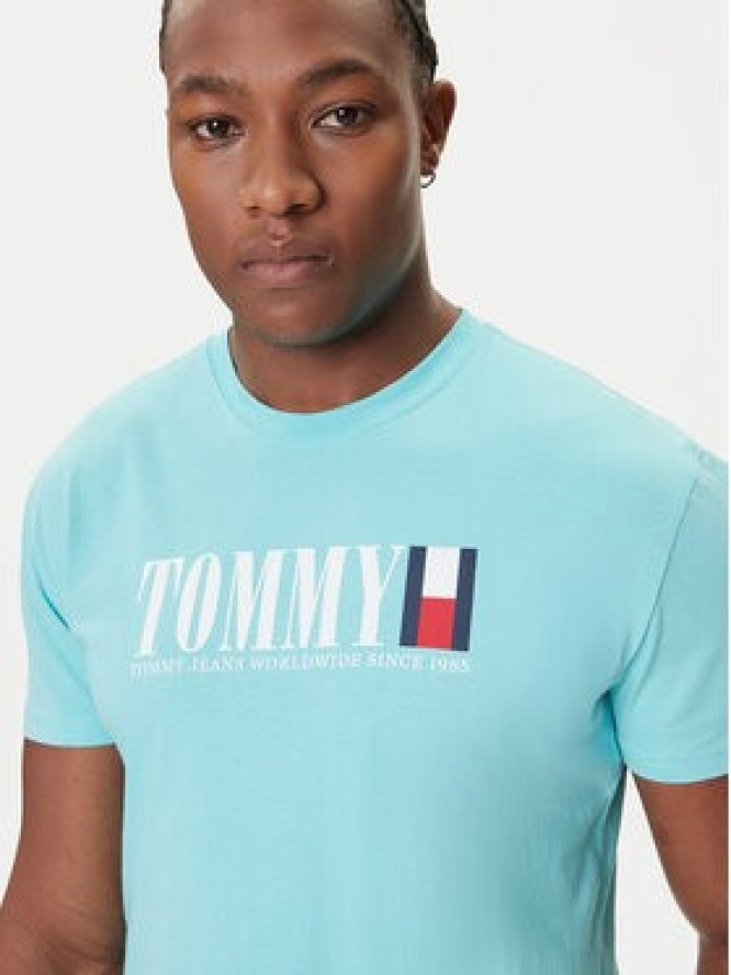 Tommy Jeans T-Shirt Dna Flag DM0DM21941 Zielony Regular Fit
