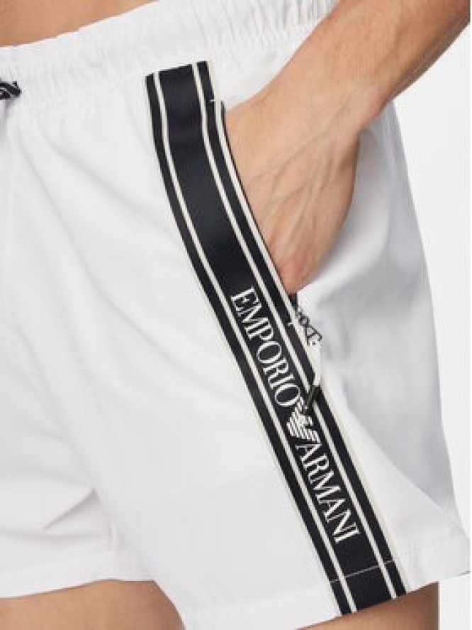 Emporio Armani Szorty kąpielowe EM000583 AF20426 U0002 Biały Regular Fit