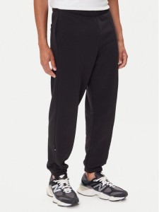 On Spodnie dresowe Club Pants 1ME1004 Czarny Relaxed Fit