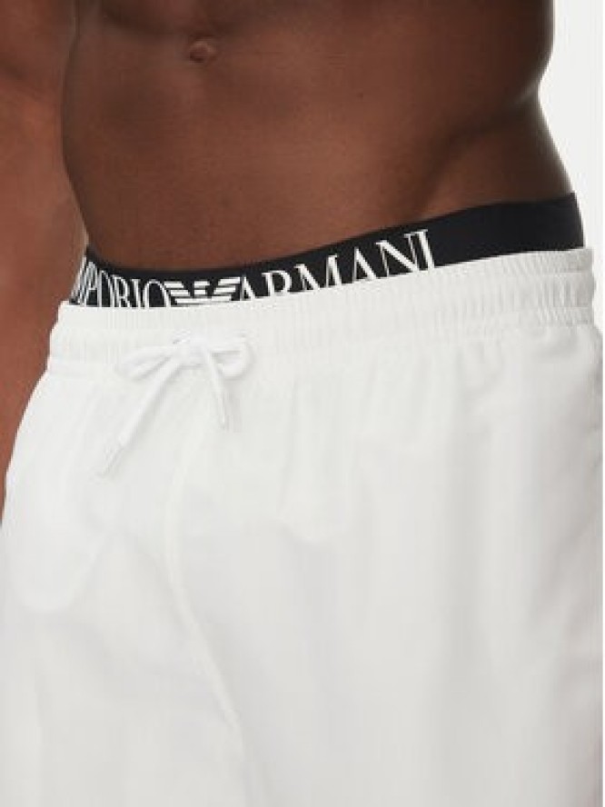 Emporio Armani Szorty kąpielowe EM000686 AF12329 U0002 Biały Regular Fit