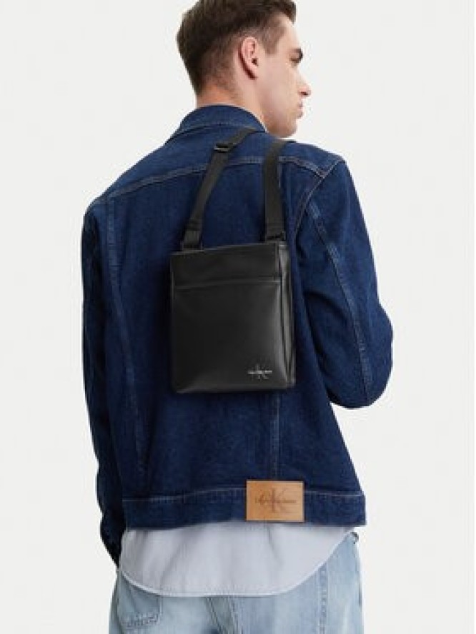 Calvin Klein Jeans Saszetka Mono Logo Flat Pack 18 LV04G3107G Czarny