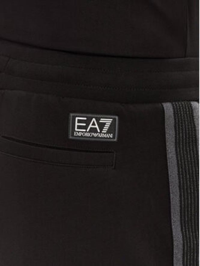 EA7 Emporio Armani Szorty sportowe 7M000544 AF12660 UC001 Czarny Regular Fit