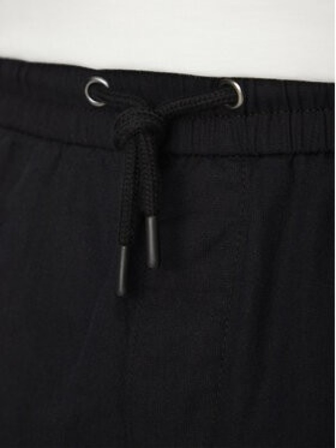 Blend Szorty materiałowe 20718409 Czarny Regular Fit