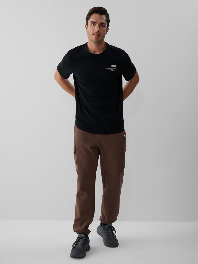 4F T-shirt regular z nadrukiem męski - czarny XL
