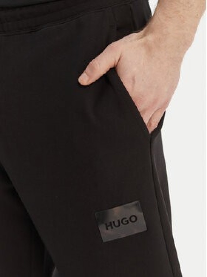HUGO Spodnie dresowe Daylony 50557453 Czarny Regular Fit