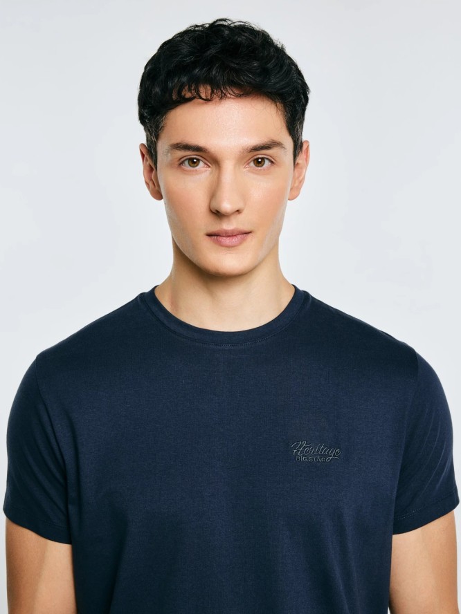 Koszulka męska z haftem na piersi granatowa Serer 403