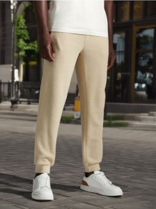 Spodnie dresowe - kremowy