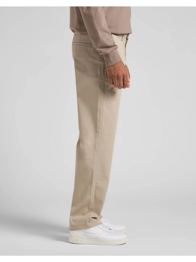 LEE MĘSKIE SPODNIE MATERIAŁOWE LEE RELAXED CHINO STONE L70XTY58 112145506