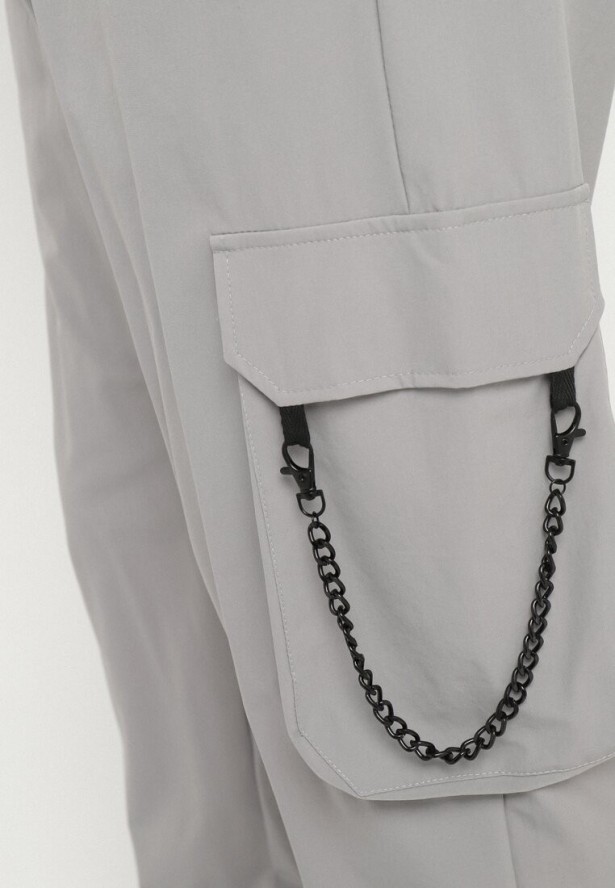 Ciemnoszare Spodnie Cargo z Odpinanym Łańcuchem Efandrel