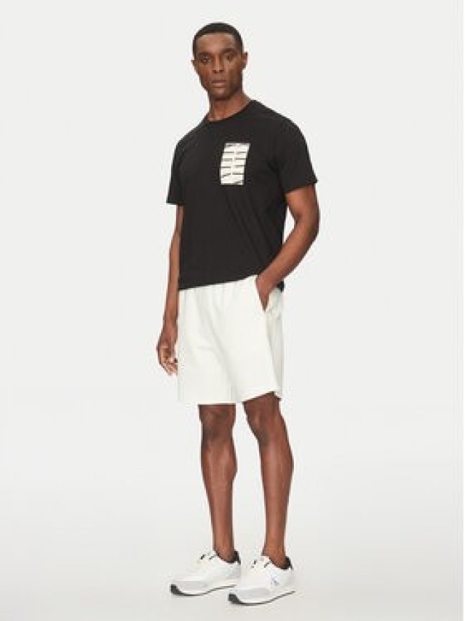 Calvin Klein Jeans Szorty sportowe Logo Tape J30J327246 Écru Regular Fit