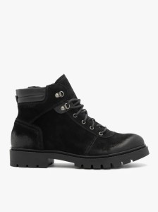 Czarne ocieplane trzewiki