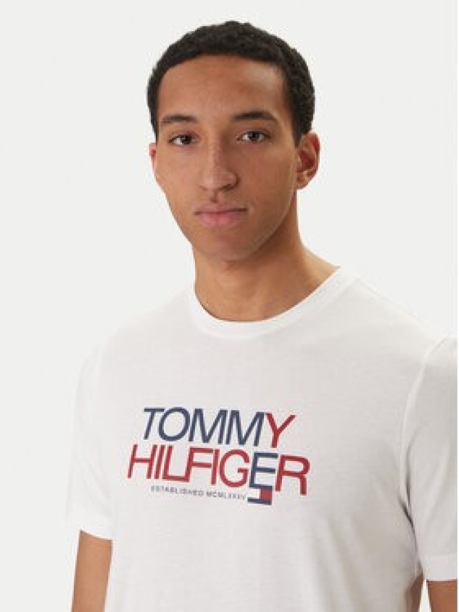 Tommy Hilfiger T-Shirt Brand Love Big Text MW0MW42369 Biały Regular Fit