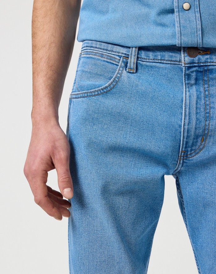 WRANGLER MĘSKIE SPODNIE JEANSOWE WRANGLER GREENSBORO MIST 112364971