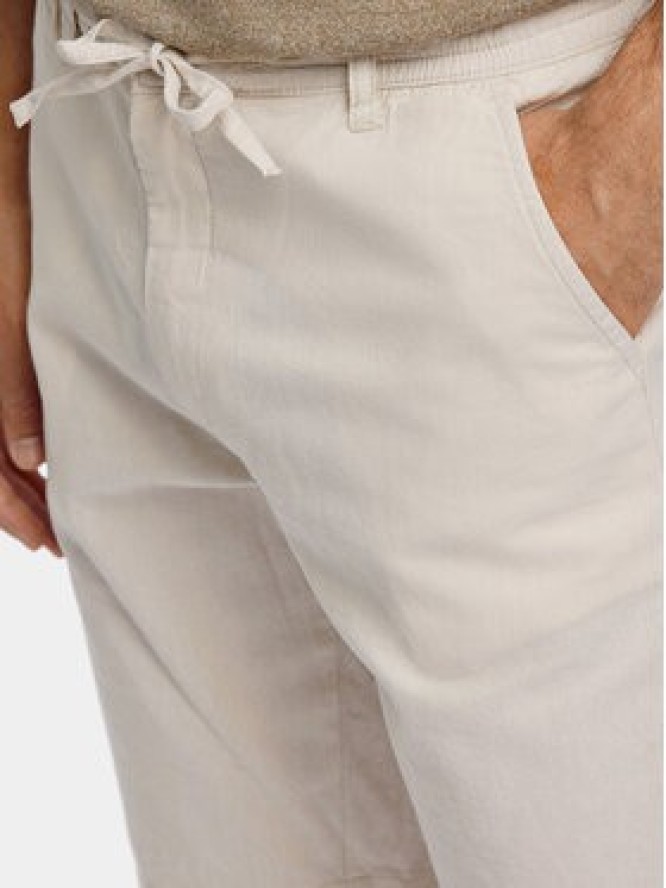 Lindbergh Szorty materiałowe 30-508003 Beżowy Relaxed Fit